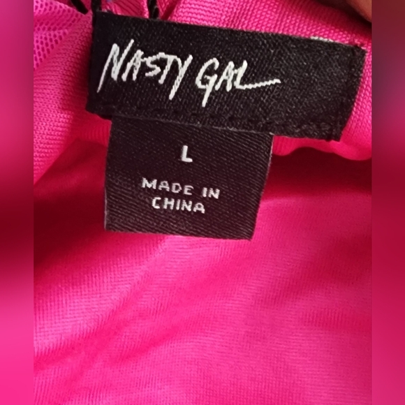 NASTY GAL **NWT** LOW NECK PARTY DRESS LARGE - Picture 9 of 10